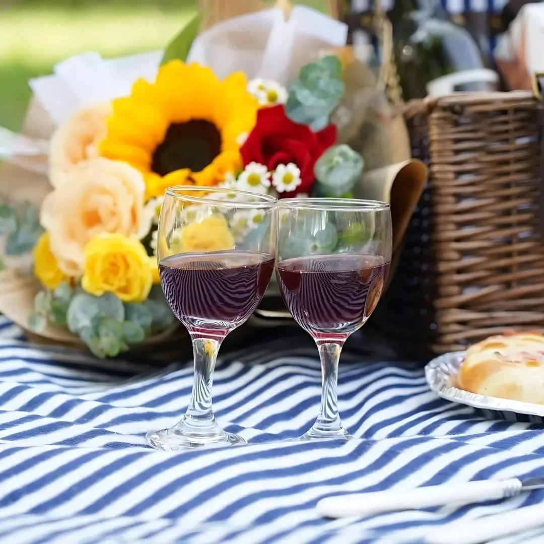 Outdoor Wicker Picnic Basket Set for 2-4 Pax