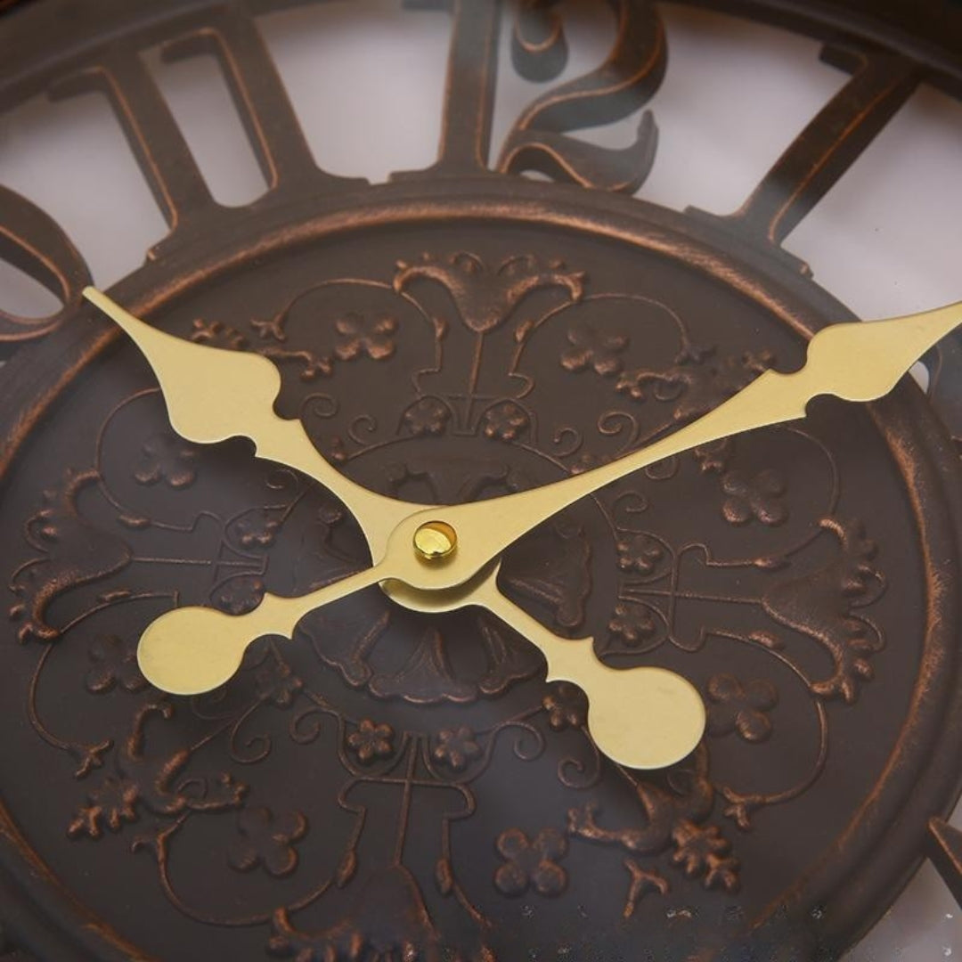 Antique 12 Inch Round Wall Clock